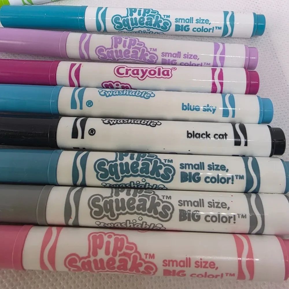 Lot 105 Various Markers - Crayola / Pip Squeaks / Mr Sketch / CraZart